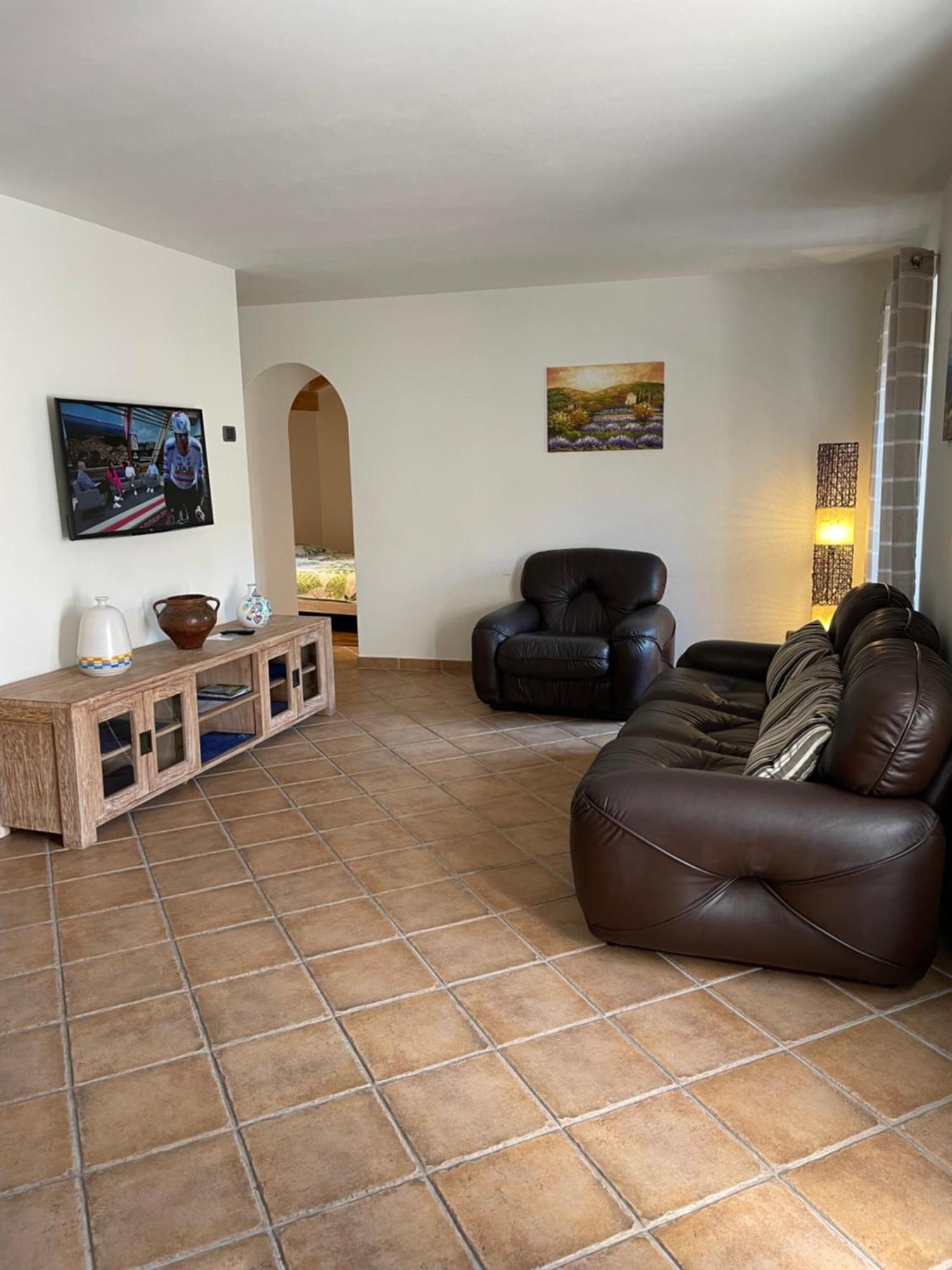 Casa Ramona Villa มัลเชซิเน ภายนอก รูปภาพ